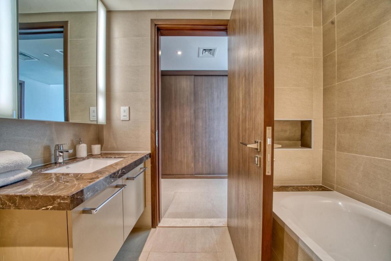 Boho-Chic Cosy 1Br, Minutes To Burj Khalifa Appartement Dubai Buitenkant foto